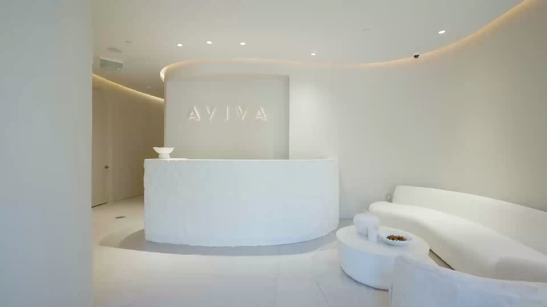 The reception at Aviva Medical Spa